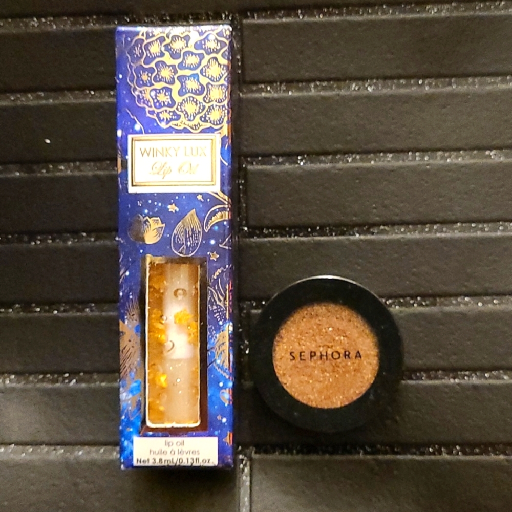 Sephora 'Hollywood's Calling No82' eyeshadow & Windy Lux lip oil